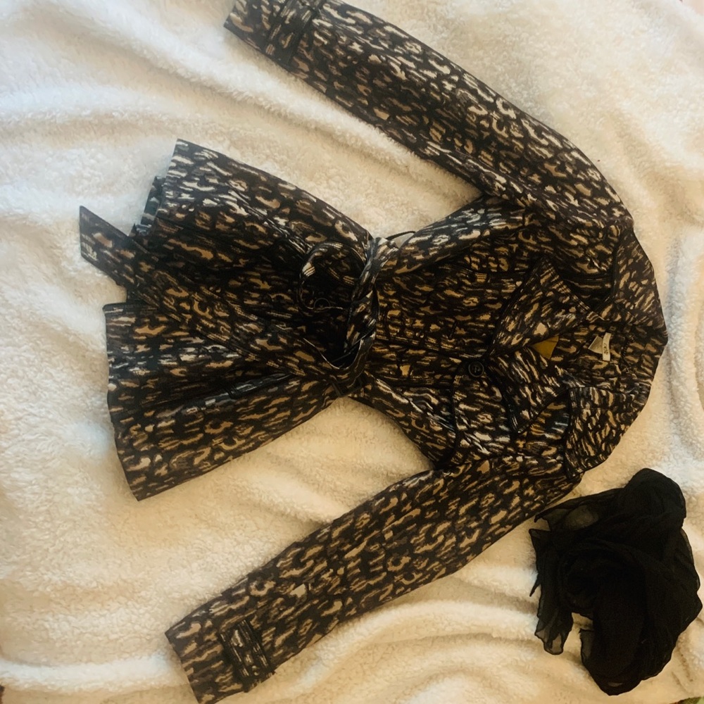 Cache Jacket - Leopard Print - image 1